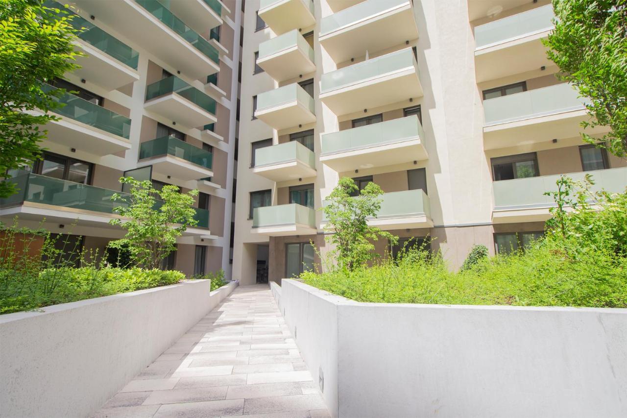 Corvin Modern Two Bedroom Apartment Free Parking Budapeste Exterior foto