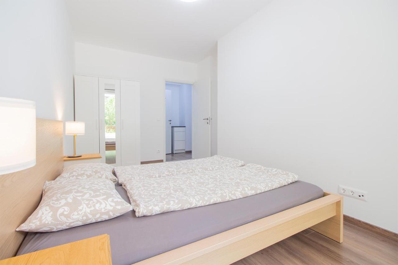 Corvin Modern Two Bedroom Apartment Free Parking Budapeste Exterior foto